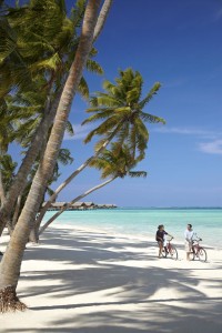 ESCAPE TO THE MALDIVES ON A ROMANTIC SHORT BREAK WITH SHANGRI-LA HOTELS